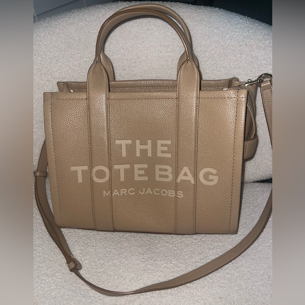 Marc Jacobs The Tote Bag